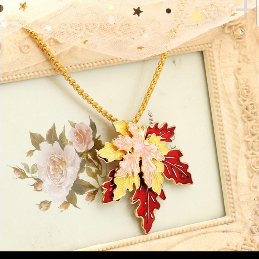 Triple Fall Leaf Necklace - Picture 3 of 3
